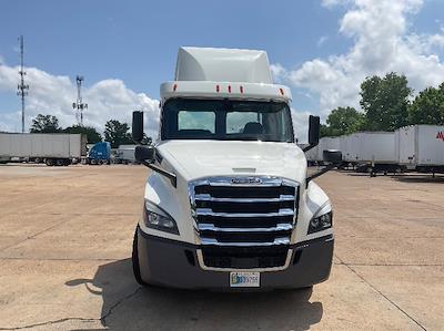 Used 2019 Freightliner Cascadia Detroit DD13 Semi Truck for sale #323967 - photo 2