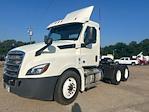 Used 2019 Freightliner Cascadia Detroit DD13 Semi Truck for sale #323978 - photo 3