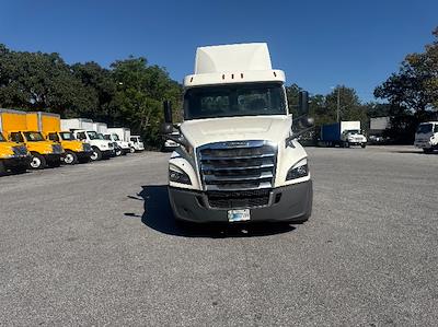 Used 2019 Freightliner Cascadia Detroit DD13 Semi Truck for sale #323991 - photo 2
