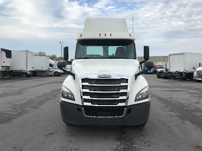 Used 2019 Freightliner Cascadia Detroit DD13 Semi Truck for sale #324000 - photo 2