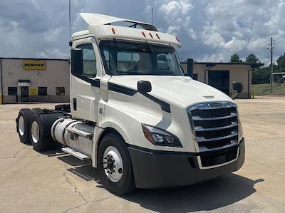 Used 2019 Freightliner Cascadia Detroit DD13 Semi Truck for sale #324001 - photo 1