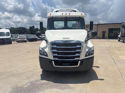 Used 2019 Freightliner Cascadia Detroit DD13 Semi Truck for sale #324001 - photo 2