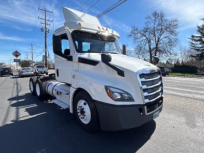 Used 2019 Freightliner Cascadia Detroit DD13 Semi Truck for sale #324003 - photo 1