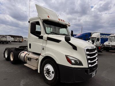 Used 2019 Freightliner Cascadia Detroit DD13 Semi Truck for sale #324031 - photo 1