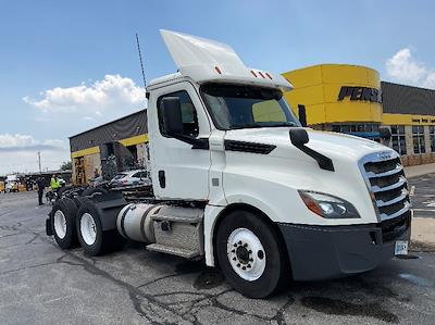 Used 2019 Freightliner Cascadia Detroit DD13 Semi Truck for sale #324034 - photo 1