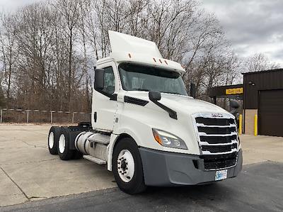 Used 2019 Freightliner Cascadia Detroit DD13 Semi Truck for sale #324038 - photo 1
