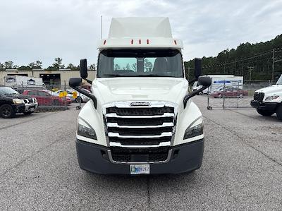 Used 2019 Freightliner Cascadia Detroit DD13 Semi Truck for sale #324067 - photo 2