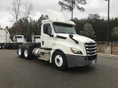 Used 2019 Freightliner Cascadia - photo 1
