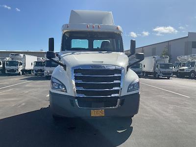 Used 2019 Freightliner Cascadia Detroit DD13 Semi Truck for sale #324124 - photo 2