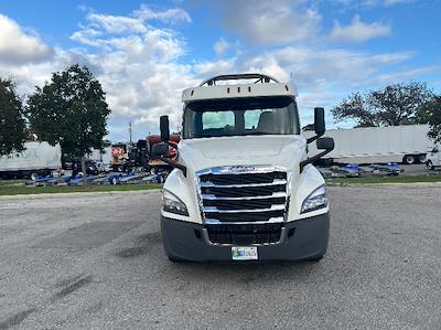 Used 2019 Freightliner Cascadia Detroit DD13 Semi Truck for sale #324141 - photo 2