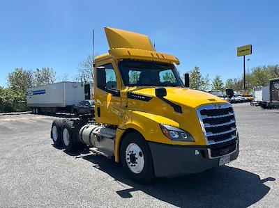 Used 2019 Freightliner Cascadia Detroit DD13 Semi Truck for sale #324271 - photo 1