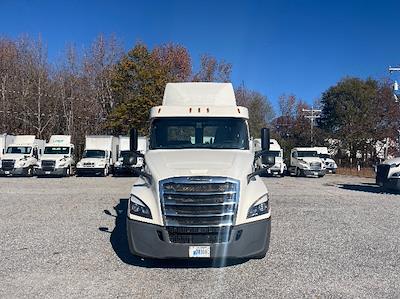 Used 2019 Freightliner Cascadia Detroit DD13 Semi Truck for sale #324488 - photo 2