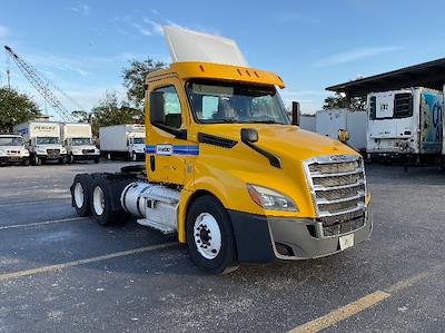Used 2019 Freightliner Cascadia Detroit DD13 Semi Truck for sale #324511 - photo 1