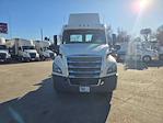 Used 2019 Freightliner Cascadia Detroit DD13 Semi Truck for sale #324521 - photo 2