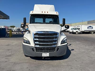 Used 2019 Freightliner Cascadia Detroit DD13 Semi Truck for sale #324538 - photo 2