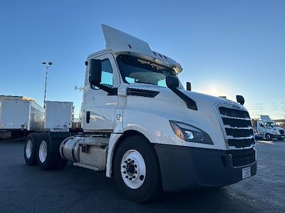 Used 2019 Freightliner Cascadia Detroit DD13 Semi Truck for sale #324567 - photo 1