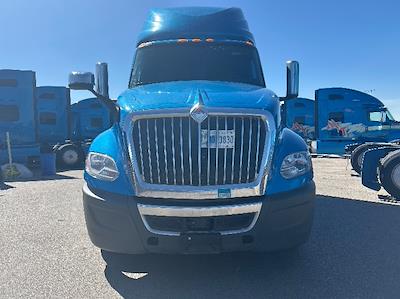 Used 2021 International LT - photo 2