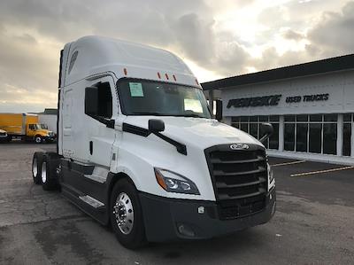 Used 2021 Freightliner Cascadia Detroit DD15AT Semi Truck with Sleeper Cab for sale #324660 - photo 1