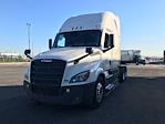 Used 2021 Freightliner Cascadia Detroit DD15AT Semi Truck with Sleeper Cab for sale #324669 - photo 3