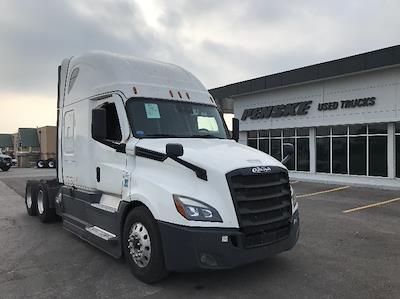 Used 2021 Freightliner Cascadia Detroit DD15AT Semi Truck with Sleeper Cab for sale #324671 - photo 1