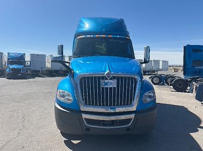 Used 2021 International LT - photo 2