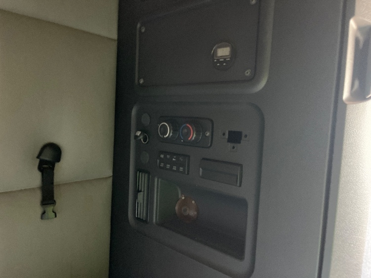 Used 2019 Freightliner Cascadia - photo 18