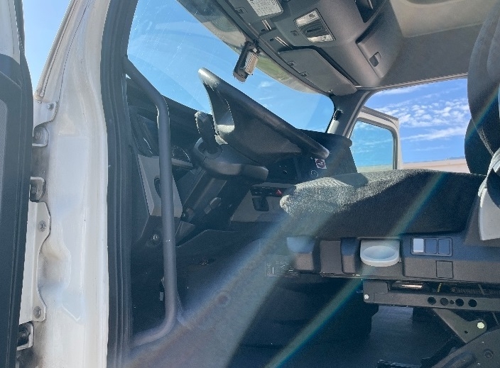 Used 2019 Freightliner Cascadia - photo 9