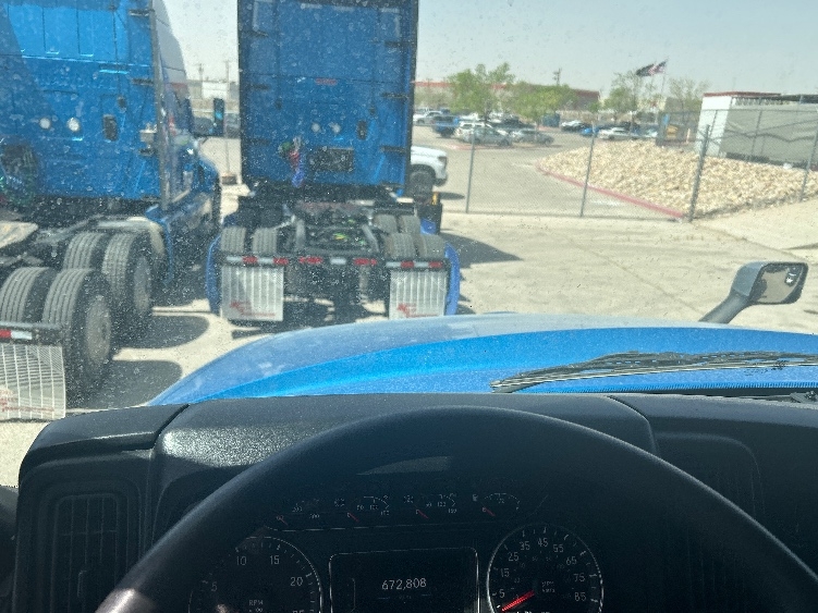 Used 2021 International LT - photo 13