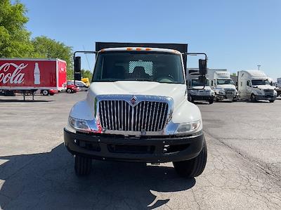 Used 2019 International DuraStar 4300 Morgan Truck Body Flatbed Truck for sale #325210 - photo 2