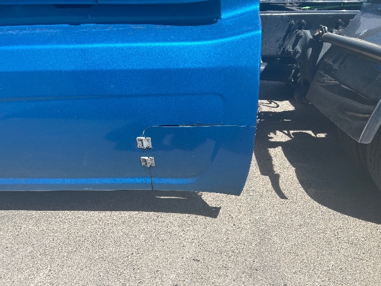 Used 2021 International LT - photo 24
