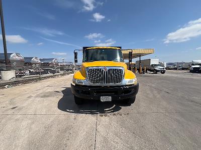 Used 2019 International DuraStar 4300 Morgan Truck Body Flatbed Truck for sale #325310 - photo 2
