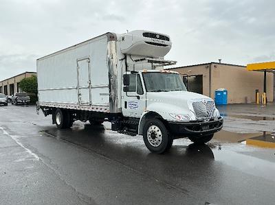 Used 2019 International DuraStar 4300 Morgan Truck Body Refrigerated Body T1080S50 with Liftgate for sale #325361 - photo 1