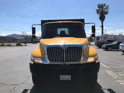 Used 2019 International DuraStar 4300 Morgan Truck Body Flatbed Truck for sale #325371 - photo 2