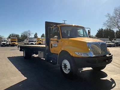 Used 2019 International DuraStar 4300 Wabash Flatbed Truck for sale #325377 - photo 1