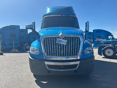 Used 2021 International LT - photo 2