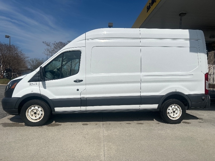 Used 2018 Ford Transit 250 - photo 6