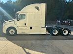 Used 2019 Freightliner Cascadia Detroit DD15AT Semi Truck with Sleeper Cab for sale #326508 - photo 4