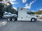 Used 2019 Freightliner Cascadia Detroit DD15AT Semi Truck with Sleeper Cab for sale #326607 - photo 8