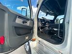 Used 2019 Freightliner Cascadia Detroit DD15AT Semi Truck with Sleeper Cab for sale #326607 - photo 9