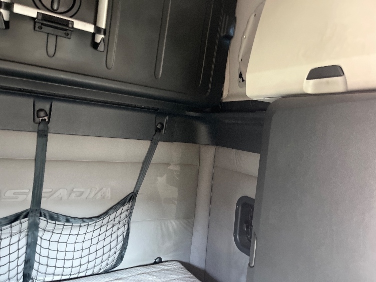 Used 2019 Freightliner Cascadia - photo 18