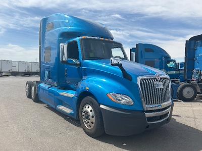 Used 2021 International LT - photo 1