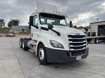 Used 2019 Freightliner Cascadia Detroit DD13 Semi Truck for sale #326773 - photo 1