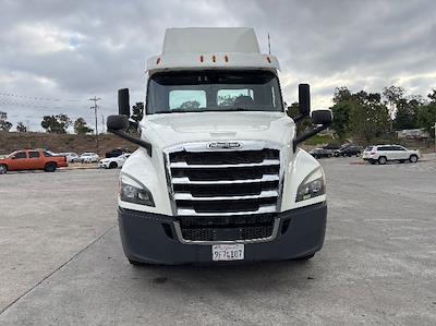 Used 2019 Freightliner Cascadia Detroit DD13 Semi Truck for sale #326773 - photo 2