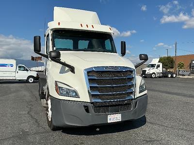 Used 2019 Freightliner Cascadia Detroit DD13 Semi Truck for sale #326775 - photo 1