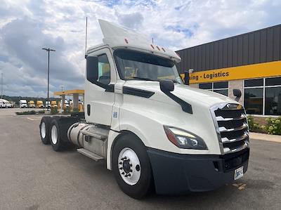 Used 2019 Freightliner Cascadia Detroit DD13 Semi Truck for sale #326880 - photo 1