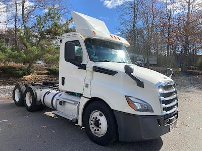 Used 2019 Freightliner Cascadia Detroit DD13 Semi Truck for sale #326903 - photo 1