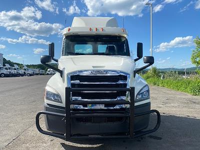 Used 2019 Freightliner Cascadia Detroit DD13 Semi Truck for sale #326928 - photo 2