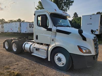 Used 2019 Freightliner Cascadia Detroit DD13 Semi Truck for sale #326934 - photo 1