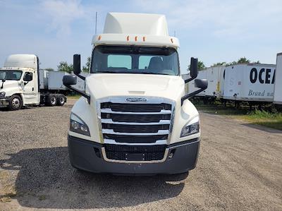 Used 2019 Freightliner Cascadia Detroit DD13 Semi Truck for sale #326948 - photo 2