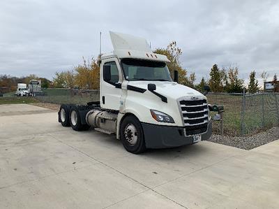 Used 2019 Freightliner Cascadia Detroit DD13 Semi Truck for sale #326952 - photo 1